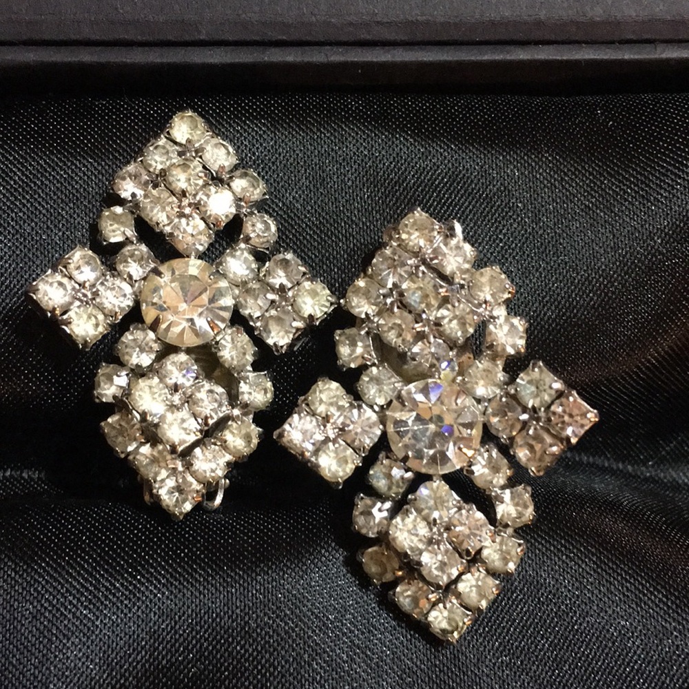 Vintage Rhinestone Earrings - Picture 2 of 4